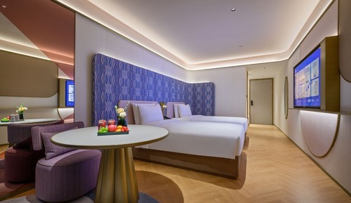 Classic Twin Room, City View