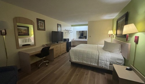 Basic Single Room, Non Smoking