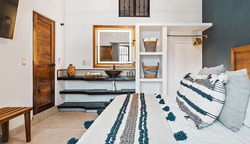 Comfort Apartment, Pool View
