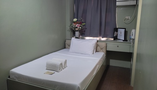 Economy Single Room