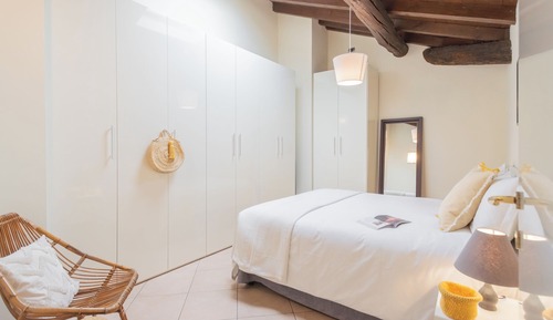 Apartment (2 Bedrooms)