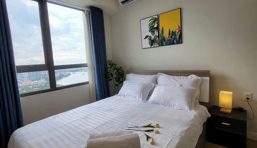 Luxury Apartment, City View