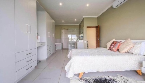 Villa, 4 Bedrooms, Accessible, Smoking