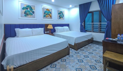 Standard Quadruple Room, 2 Queen Beds