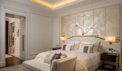 Deluxe Suite (Grand)