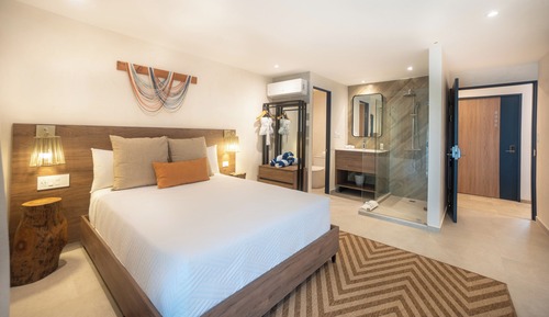 Standard Room, Pool View