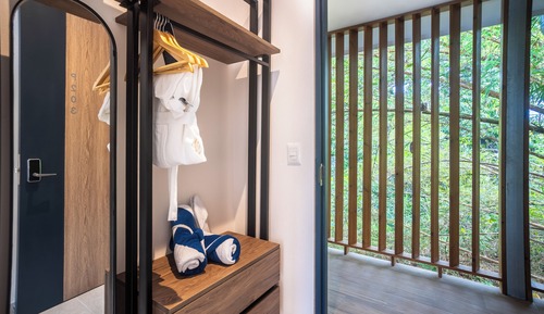 Premium Room, Pool View