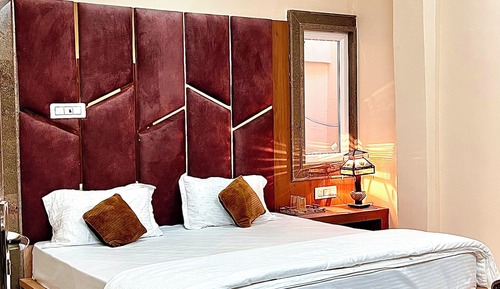 Deluxe Double Room, City View
