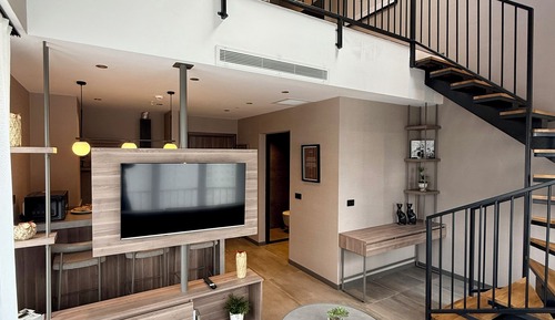 Loft Suite with Jacuzzi City view