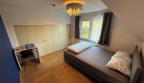 Comfort Room, City View