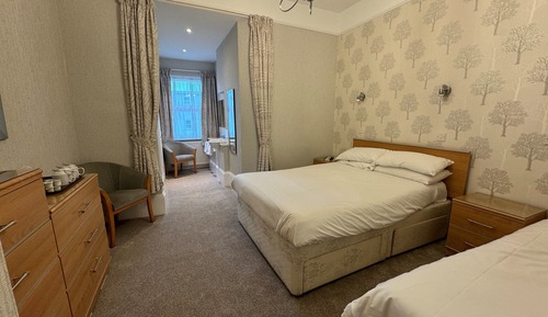 Triple Room, Ensuite