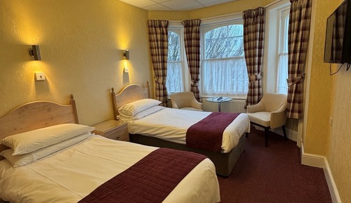 Superior Twin Room, Ensuite
