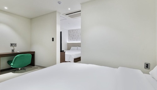 Superior Triple Room