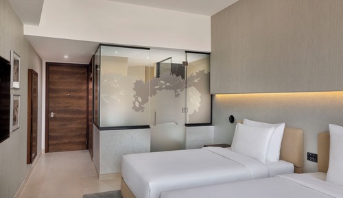 Executive Twin Room, Executive Level