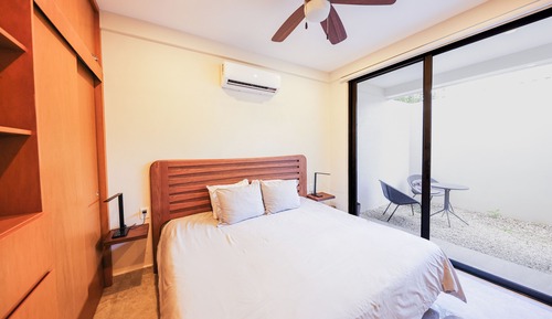 Comfort Apartment, 1 King Bed with Sofa bed, Patio, Courtyard View