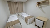 Classic Triple Room, City View
