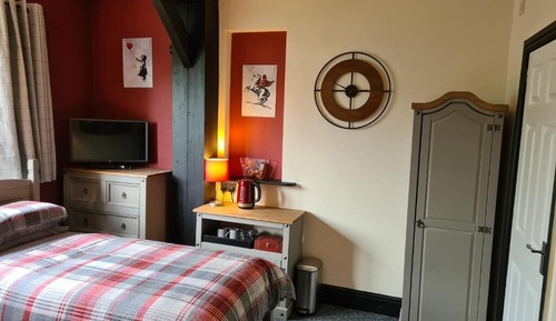 Standard Twin Room