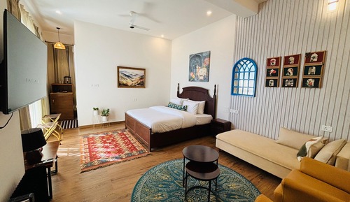 Premium Single Room