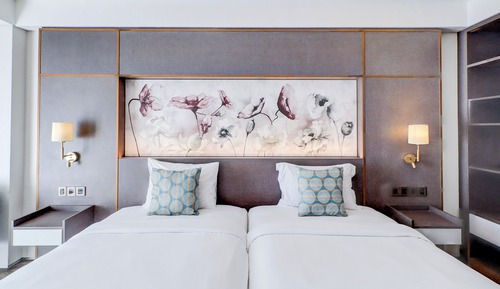 Suite Twin with Balcony