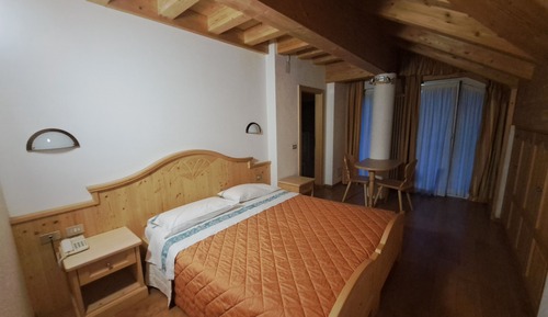 Classic Double or Twin Room, Balcony, Lake View