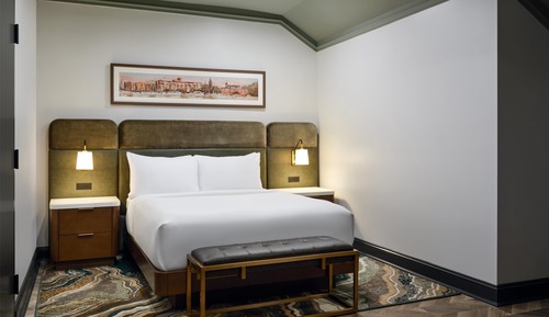 Suite, 1 Queen Bed