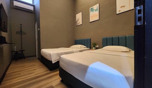 Basic Twin Room