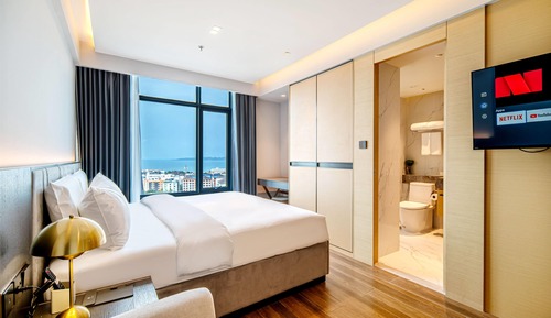 Superior King Room with Sea View
