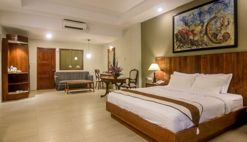 Elite Suite, Pool View