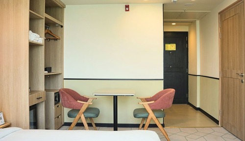Standard Room, 1 King Bed, Accessible