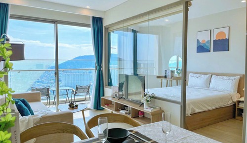Apartment, 2 Bedrooms, Balcony, Partial Ocean View
