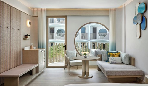 Deluxe Room, 1 King Bed with Sofa bed, Balcony