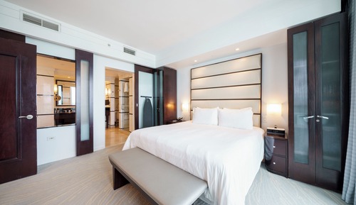 Sorrento Ocean Front High Floor One Bedroom