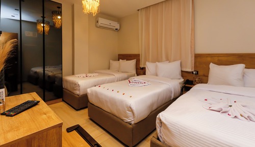 Standard Triple Room, 3 Twin Beds, Mountain View