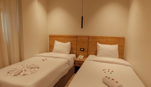 Economy Room, 2 Twin Beds