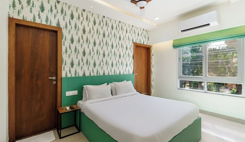 Room, Balcony, Mountain View