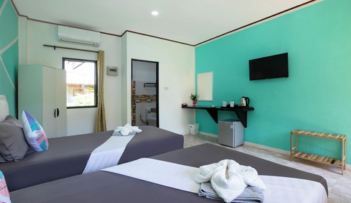 STUDIO BUNGALOW WITH TWIN BED