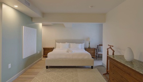Business Suite, Balcony, River View