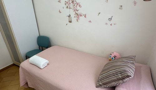 Classic Single Room, Shared Bathroom