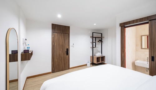 Deluxe Double Room, Private Bathroom