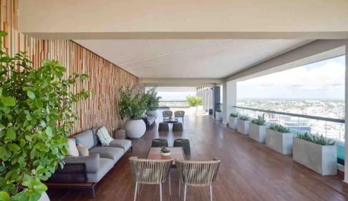 Comfort Condo, City View