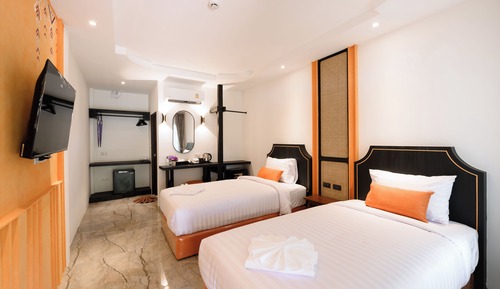 Standard Twin Room