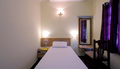 Basic Double or Twin Room