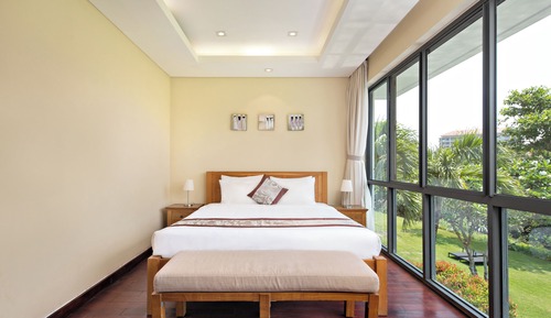 Standard Villa, Garden View