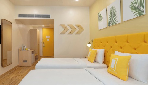 Standard Twin Room