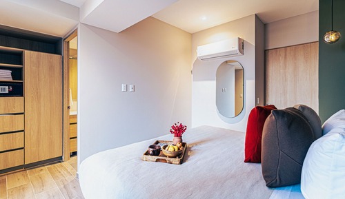 Premier Apartment, Balcony, City View