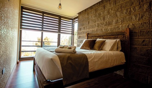 Deluxe Suite, Garden View