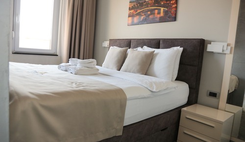 Superior Single Room, City View