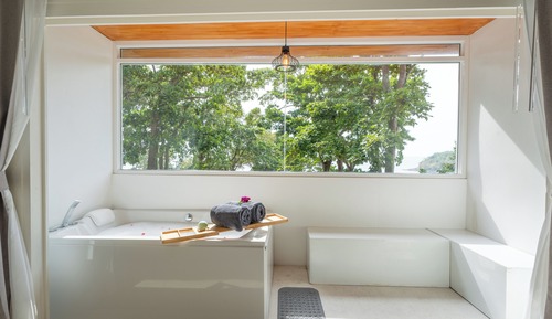 One bedroom Jacuzzi Ocean View