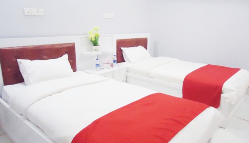 Standard Twin Room, City View