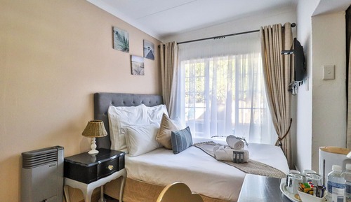 Standard Double Room, Pool View